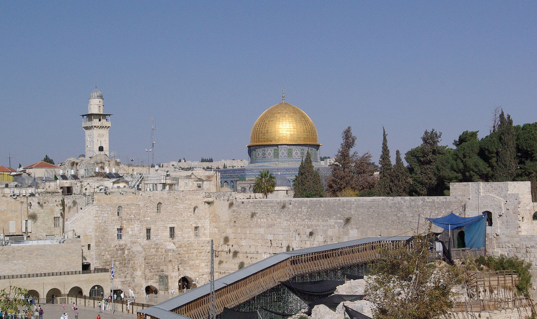 Τέσσερις οι νεκροί στη συναγωγή