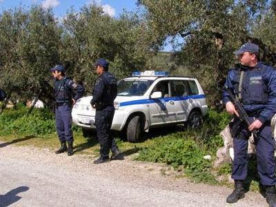 Έπεσε στο γκρεμό για να γλιτώσει τη σύλληψη