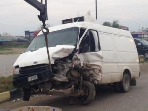 ΦΩΤΟ-Καραμπόλα με 4 αυτοκίνητα στην Καρδίτσα