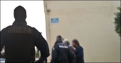 ΦΩΤΟ-Πατέρας πυροβόλησε τον γιο του