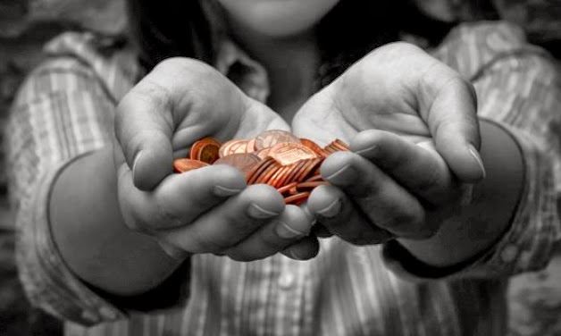 Απατεώνες μαζεύουν λεφτά δήθεν για την… εκκλησία