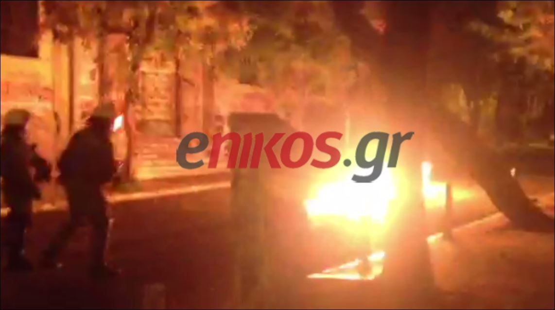 Προσαγωγές και συλλήψεις μετά τα επεισόδια στα Εξάρχεια