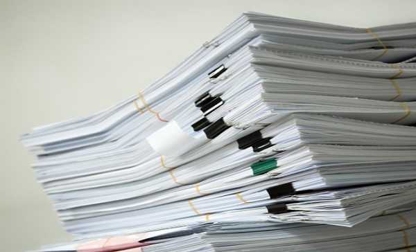 Καταργείται η άδεια λειτουργίας για 900 επαγγέλματα