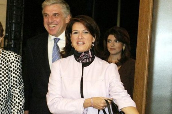 ΤΩΡΑ-Τέσσερα χρόνια με αναστολή στον Γιάννο Παπαντωνίου και τη σύζυγό του