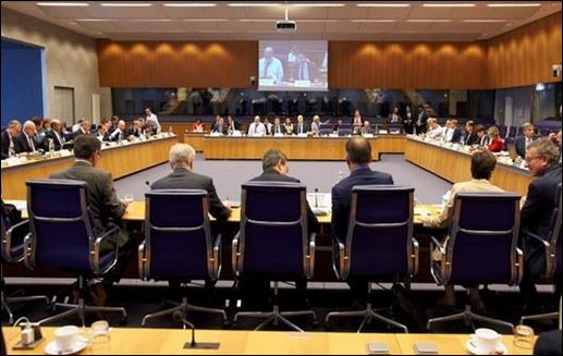 Η λύση που προκρίνει το Eurogroup για την Ελλάδα