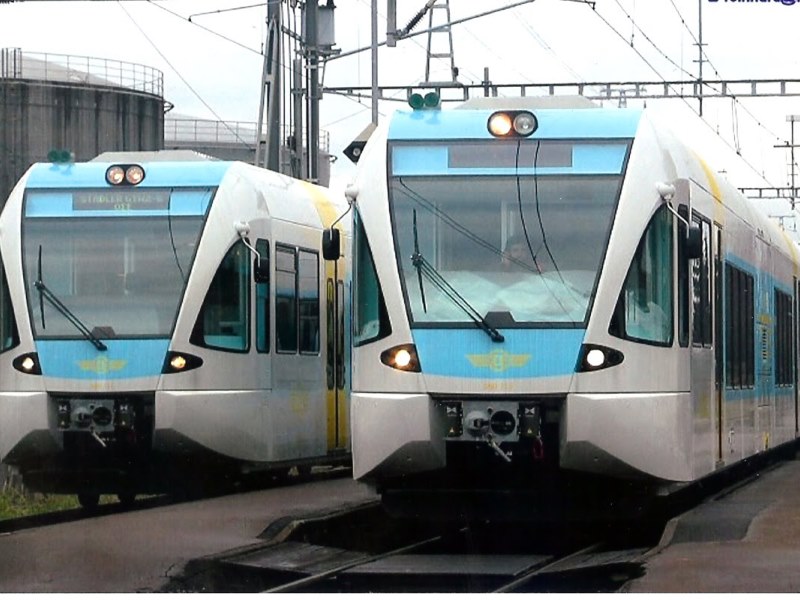 Σύγκρουση τρένων στο Ρουφ – Καλά στην υγεία τους οι 20 επιβάτες