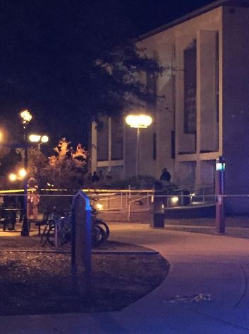 ΦΩΤΟ-Δυο τραυματίες από επίθεση ενόπλου σε πανεπιστήμιο της Φλόριντα