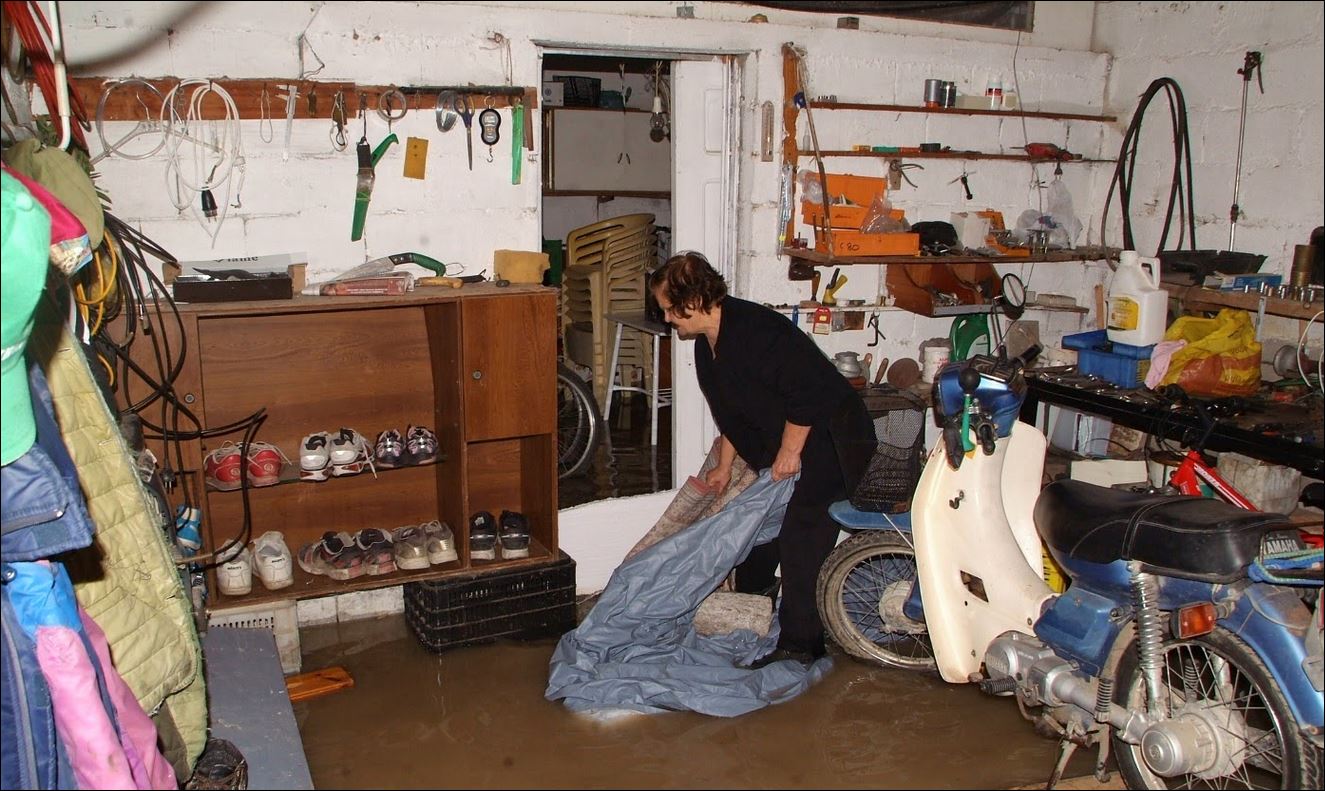 ΒΙΝΤΕΟ-Πλημμύρισε η Αγία Τριάδα στην Βέροια