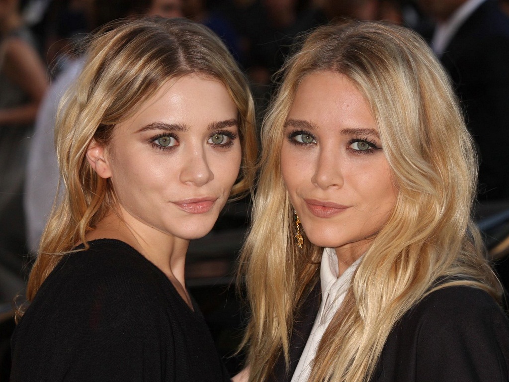 ΦΩΤΟ-Δε μοιάζουν πλέον οι δίδυμες Όλσεν