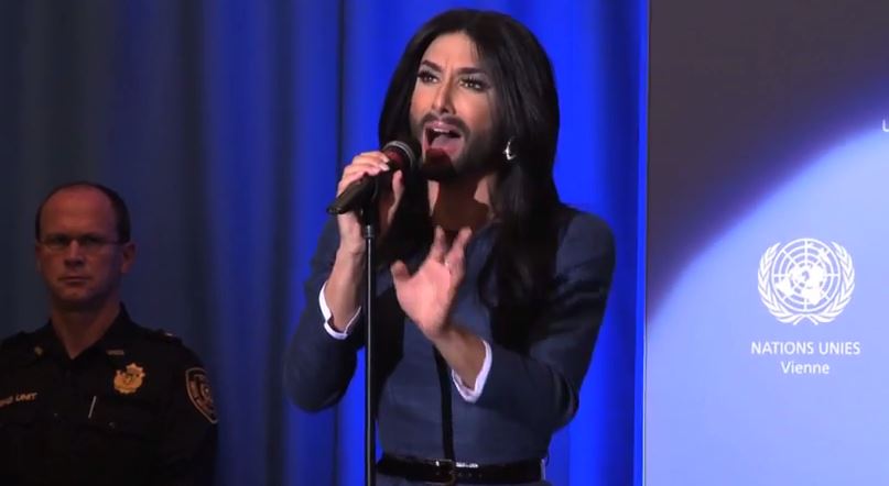 BINTEO-Στον ΟΗΕ τραγούδησε η Κοντσίτα