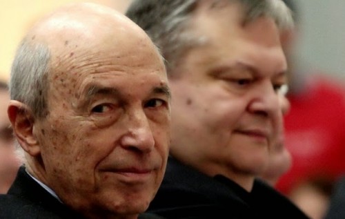 “Ουσιαστική η συζήτηση” μεταξύ Βενιζέλου-Σημίτη