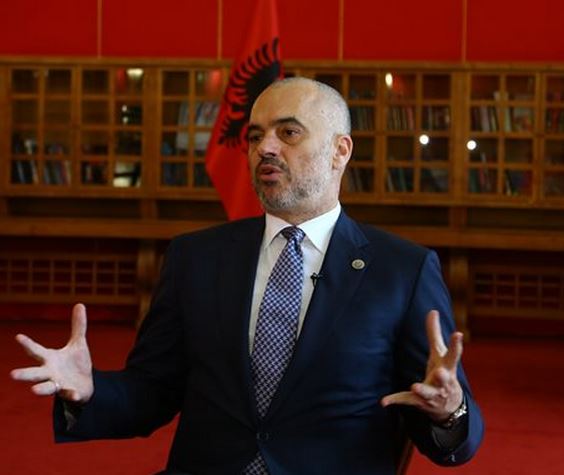 ΒΙΝΤΕΟ-Ανεβάζει τους τόνους ο Ράμα μέσα στη Σερβία