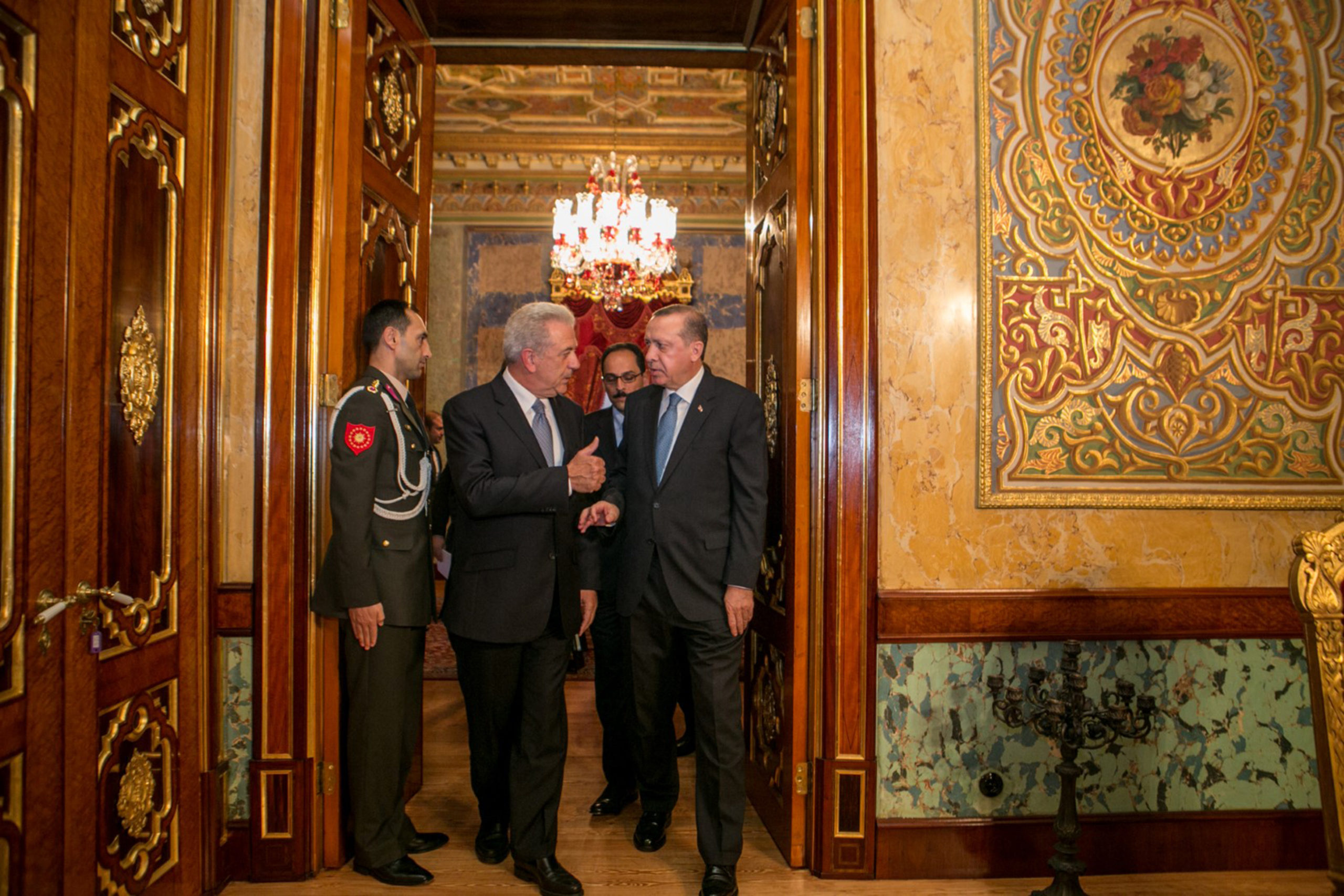 ΦΩΤΟ-Τι συζήτησαν Αβραμόπουλος-Ερντογάν