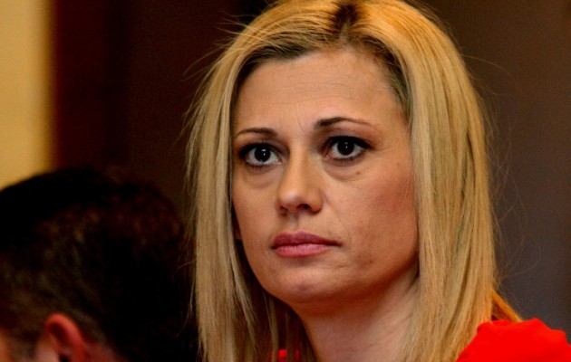 Ραχήλ προς Κουίκ: Μας λες να το βουλώσουμε;