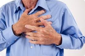 Τα συμπτώματα της καρδιάς που δεν πρέπει να αγνοούμε
