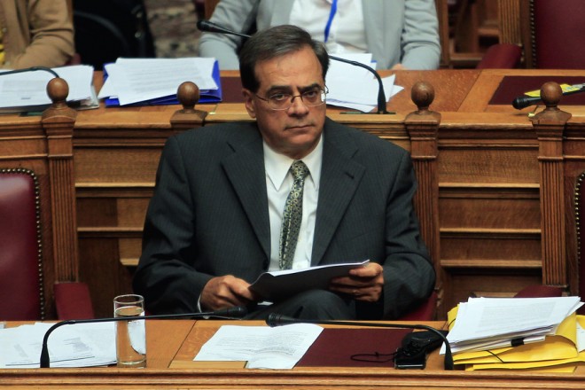 Παραδέχεται τη φτώχεια ο Χαρδούβελης, αλλά…