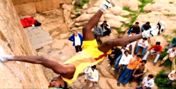 ΒΙΝΤΕΟ-O spiderman ζει στην Ινδία