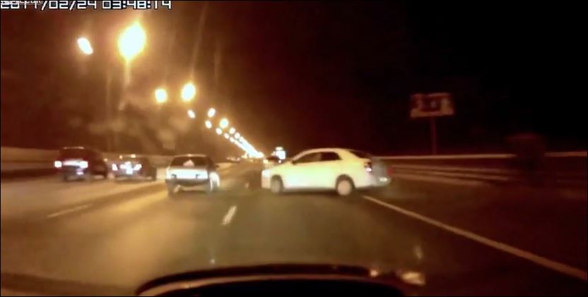 ΒΙΝΤΕΟ-Καταστροφικός ελιγμός από τον “γρήγορο” οδηγό