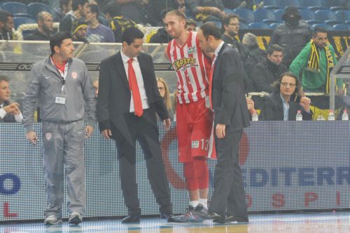 Κέρδισε την ΑΕΚ, έχασε τον Λοτζέσκι