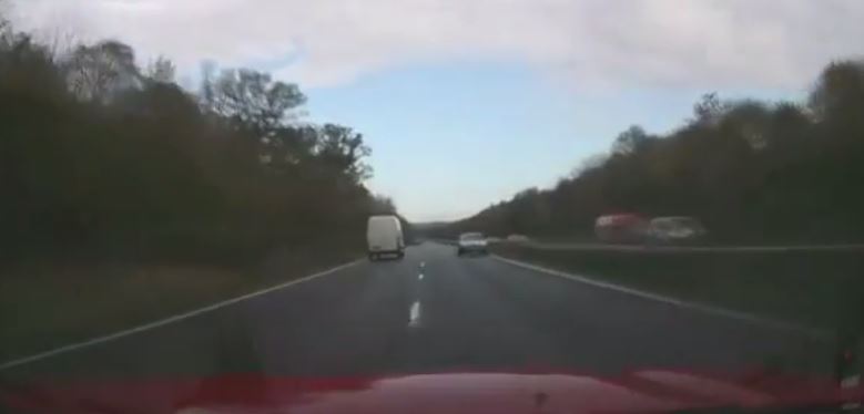 ΒΙΝΤΕΟ-Ο 73χρονος που οδήγησε για 13 χλμ ανάποδα στην εθνική