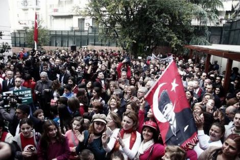 Κοσμοσυρροή για την επέτειο θανάτου του Κεμάλ Ατατούρκ