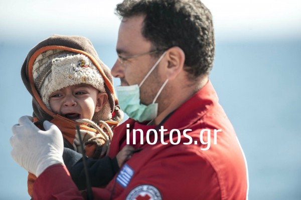 ΦΩΤΟ-Και μαχαιρωμένοι οι λαθρομετανάστες του «Baris»