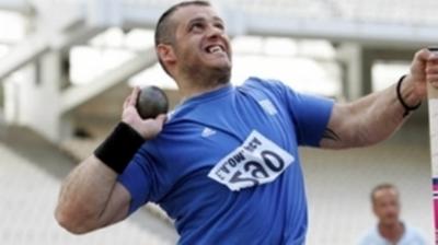 ΒΙΝΤΕΟ-Παραολυμπιονίκης ο ιδιοκτήτης του “χρυσού” πρακτορείου στην Πέλλα