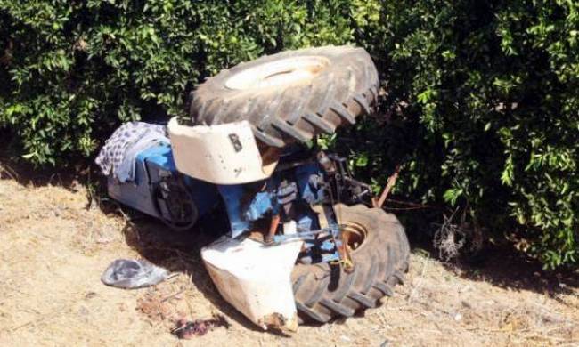 ΒΙΝΤΕΟ-Νεκρός αγρότης που τον καταπλάκωσε το τρακτέρ