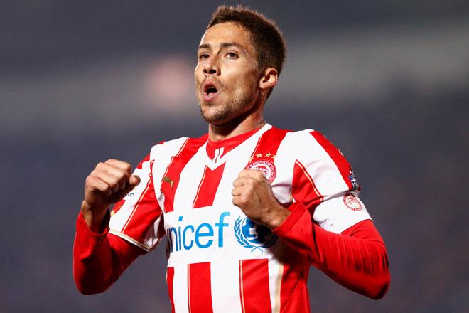 Φουστέρ: Νίκη Ολυμπιακού και Ατλέτικο