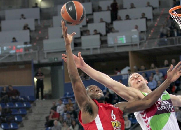 Ναβάρο: “Παίξαμε ολοκληρωτικό μπάσκετ”