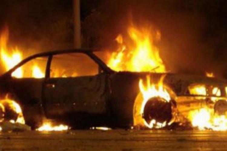 Φωτιά σε όχημα στο Γαλάτσι