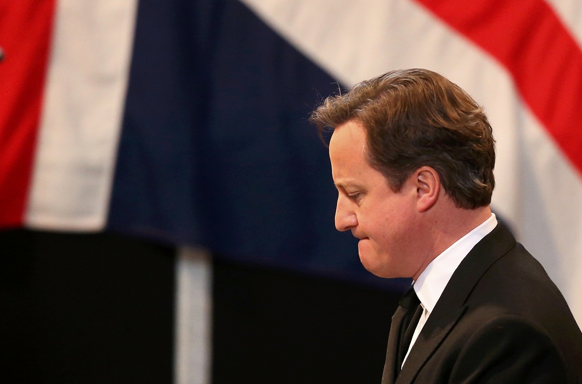 “Πλήγμα” για τον Κάμερον η αύξηση της μετανάστευσης προς τη χώρα