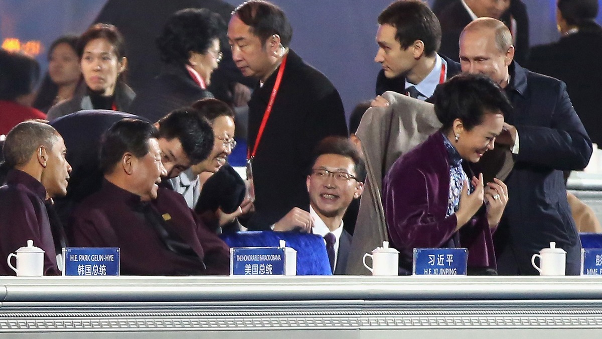 ΒΙΝΤΕΟ-Oι καλοί τρόποι του Πούτιν