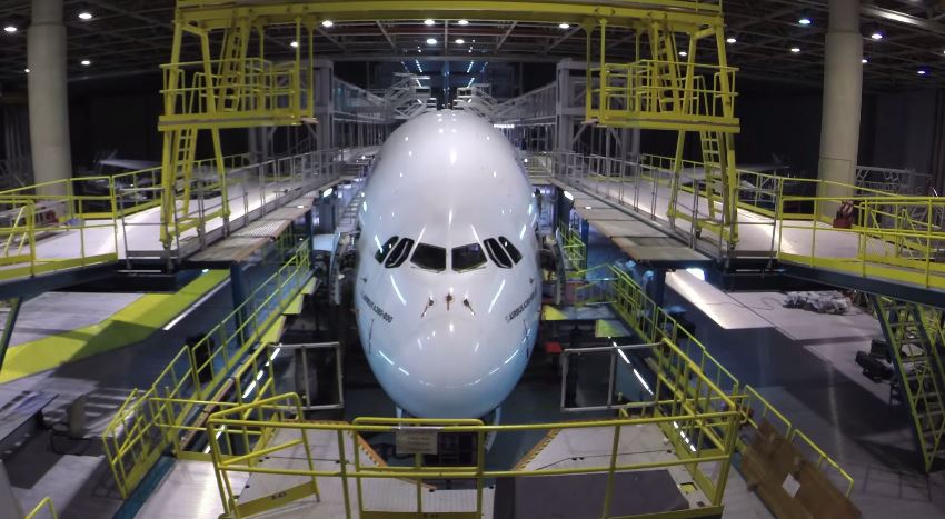 ΒΙΝΤΕΟ-“Διαλύοντας” ένα Airbus A380 σε 2’