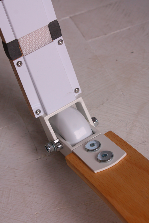 perierga.gr - Η ζώνη που γίνεται... πατίνι! perierga.gr - Η ζώνη που γίνεται... πατίνι!