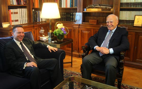 Γεύμα Παπούλια-Στουρνάρα στην Τράπεζα της Ελλάδος