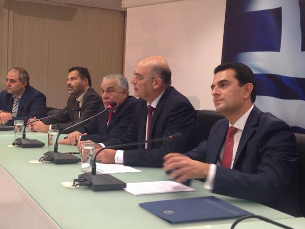 Σκρέκας: Ώρα για δουλειά και μετρημένα λόγια