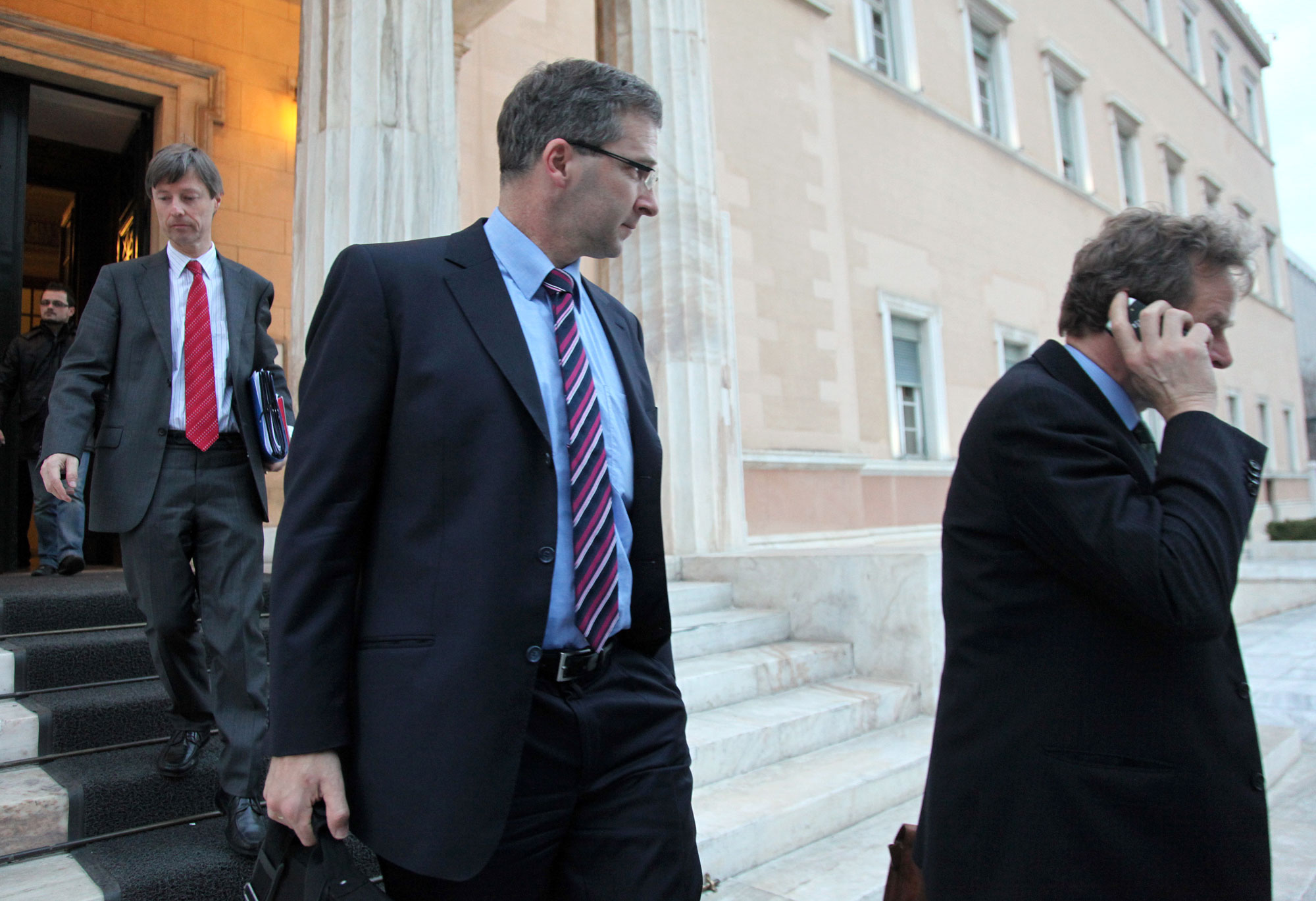 «Η Ελλάδα στο κενό»-Ρεπορτάζ από τις Βρυξέλλες