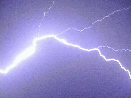 Κύμη-Κεραυνός σκότωσε ποδοσφαιριστή