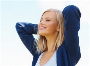 Πέντε “κόλπα” που μειώνουν το άγχος σε ένα 24ωρο