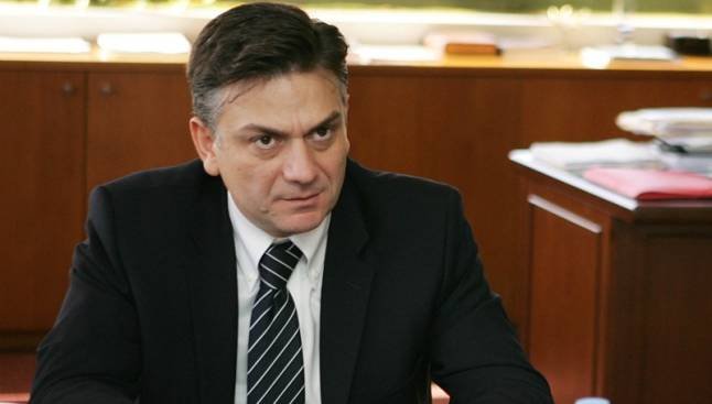 Μωραΐτης: Δεν τον ενδιαφέρει η καρέκλα τον Παπανδρέου