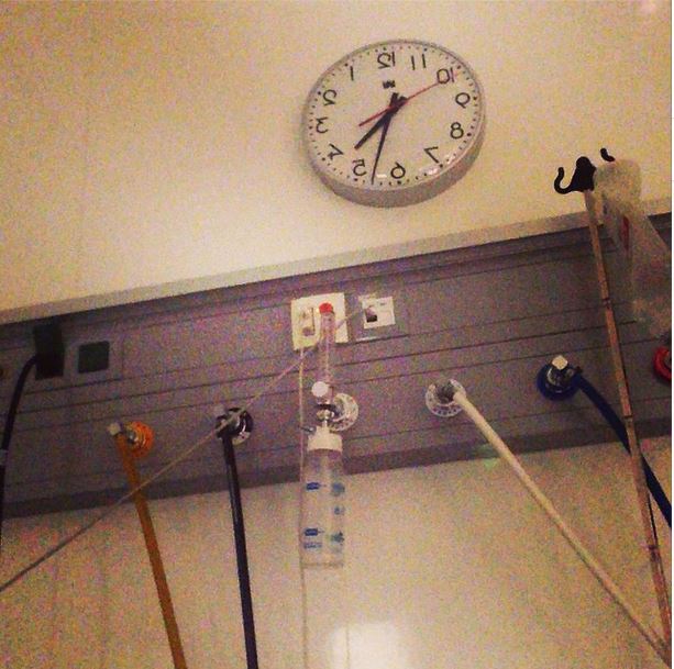 ΦΩΤΟ-Ποια παρουσιάστρια μπήκε στο μαιευτήριο