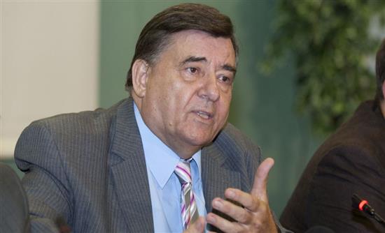 Ορκωτοί λογιστές “ξεσκονίζουν” τα “πόθεν έσχες” του Καρατζαφέρη