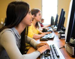 13χρονες κατήγγειλαν παιδική πορνογραφία