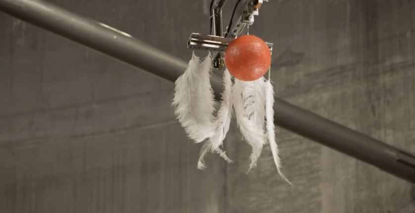 ΒΙΝΤΕΟ-Πείραμα σε κενό αέρος