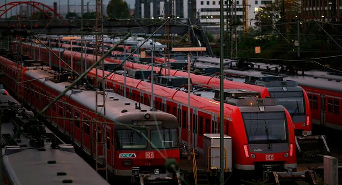 Γερμανία: Μπορεί να συνεχιστεί η απεργία των μηχανοδηγών