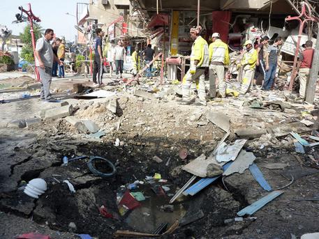 12 νεκροί από έκρηξη παγιδευμένου αυτοκινήτου στο Ιράκ