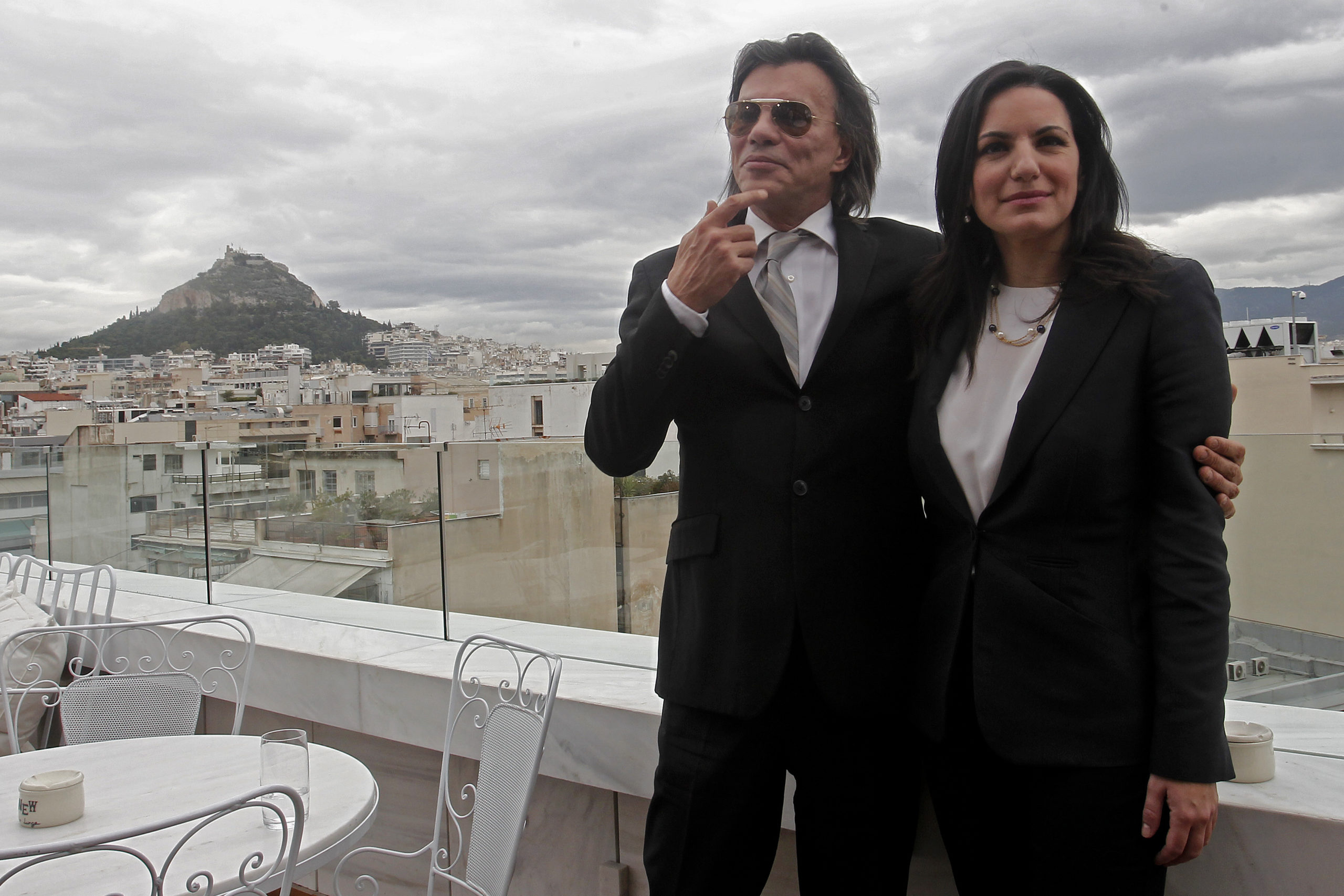 Ψινάκης: Η Όλγα είναι… γάτα