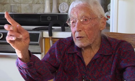 Πέθανε η “γιαγιά” του Facebook