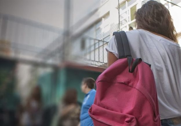 Σοκ-Καθηγήτρια κατηγορείται για σεξουαλική παρενόχληση μαθήτριας